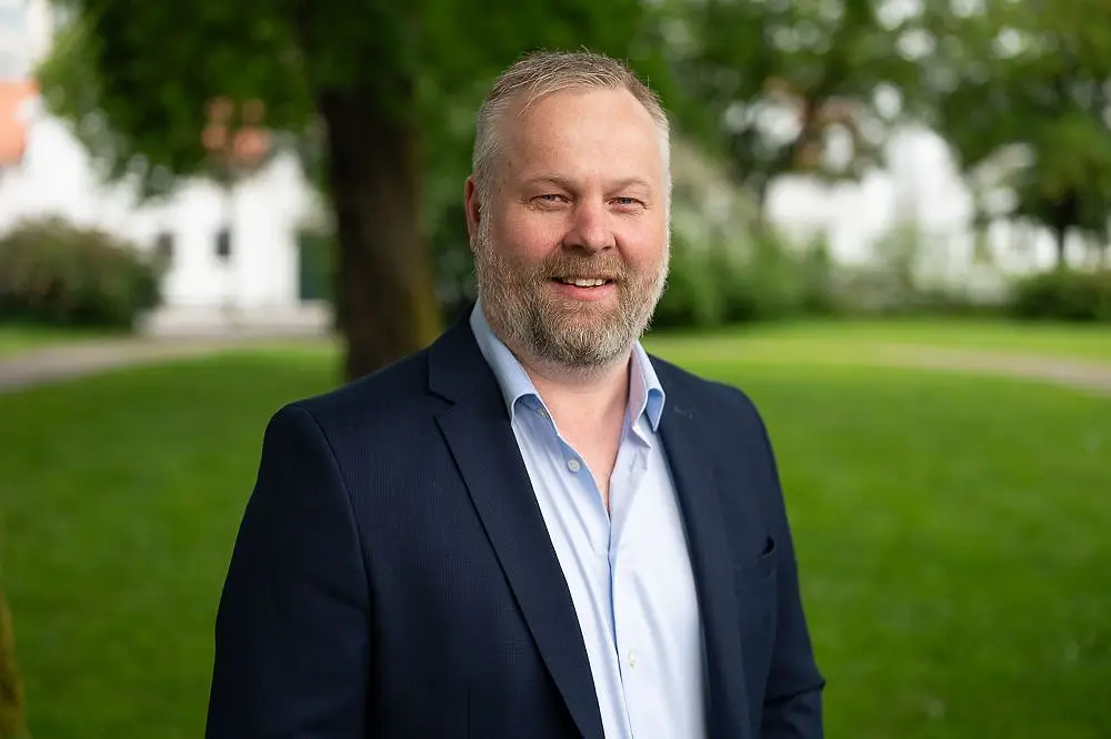 Asbjørn Svaland, Daglig og faglig leder · Eiendomsmegler MNEF