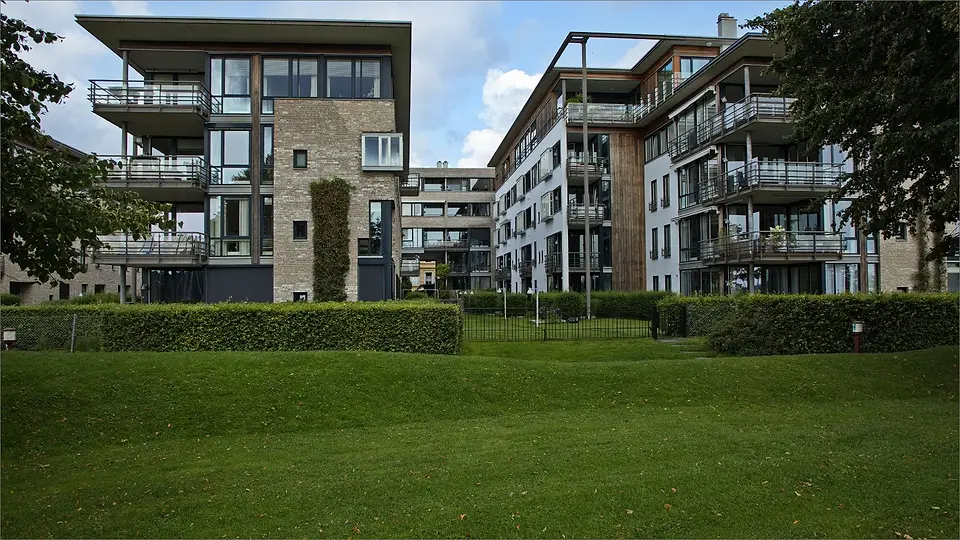 Boligblokker med grøntområde